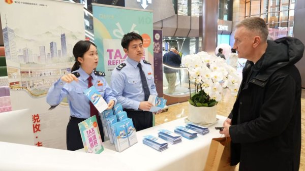 制造业稳、新动能强、消费升温，增值税发票数据透视一季度上海经济